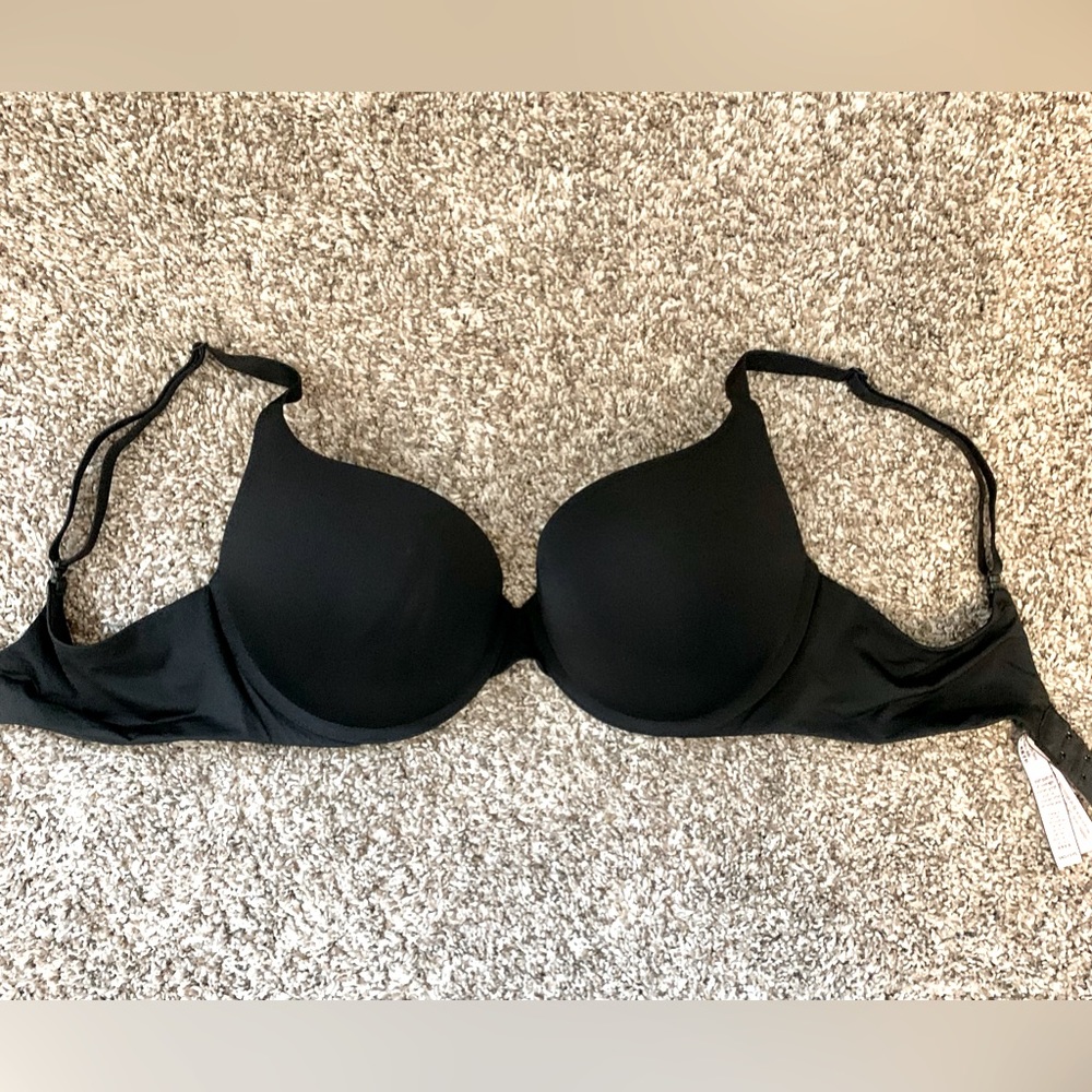 Victorias Secret T-Shirt Push-up Bra Black 34D